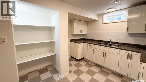 1924 Montreal Street, Regina, SK - Indoor