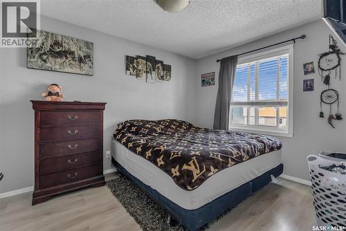 442-444 Russell Road, Saskatoon, SK - Indoor Photo Showing Bedroom