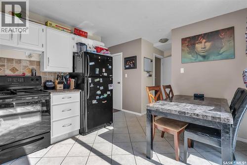 442-444 Russell Road, Saskatoon, SK - Indoor