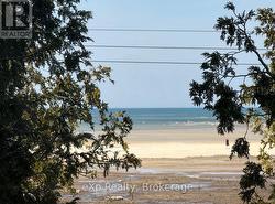 Views of Lake Huron from the front deck - 