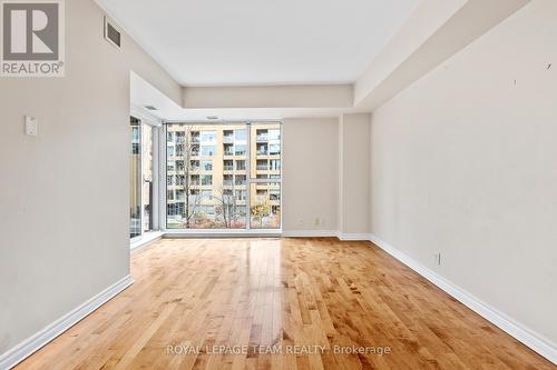 303 - 200 Lett Street, Ottawa, ON - Indoor Photo Showing Other Room
