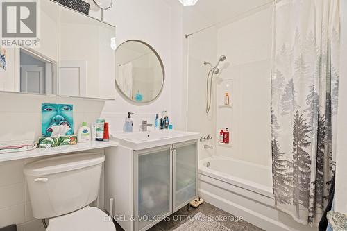 378-380 Booth Street, Ottawa, ON - Indoor Photo Showing Bathroom