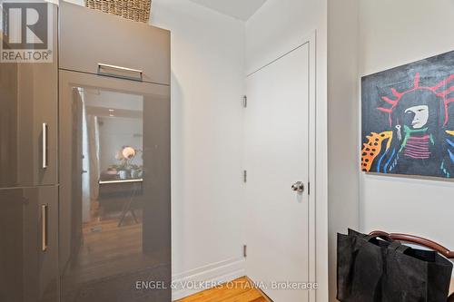 378-380 Booth Street, Ottawa, ON - Indoor Photo Showing Other Room