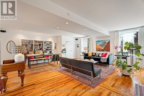 378-380 Booth Street, Ottawa, ON - Indoor