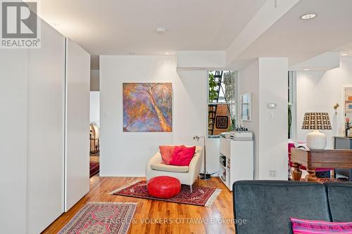 378-380 Booth Street, Ottawa, ON - Indoor Photo Showing Other Room