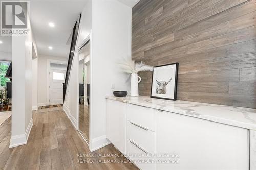 183 Pretoria Avenue, Ottawa, ON - Indoor