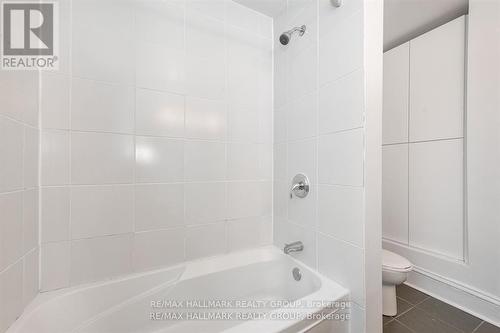 183 Pretoria Avenue, Ottawa, ON - Indoor Photo Showing Bathroom