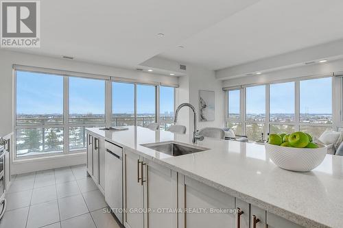 903 - 330 Titan Private, Ottawa, ON - Indoor Photo Showing Kitchen With Upgraded Kitchen