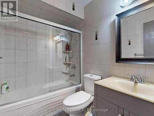 5552 Cortina Crescent, Mississauga, ON - Indoor Photo Showing Bathroom