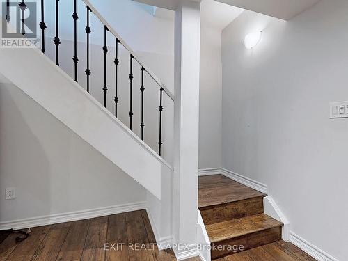 5552 Cortina Crescent, Mississauga, ON - Indoor Photo Showing Other Room