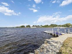 46 Roxbury Road  Port Medway, NS B0J 2T0