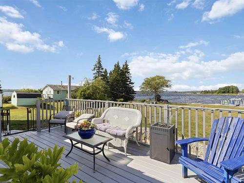 46 Roxbury Road, Port Medway, NS 