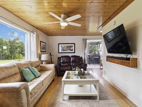 46 Roxbury Road, Port Medway, NS 