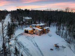 4 Ch. du Havre  Val-Des-Monts, QC J8N 0B4