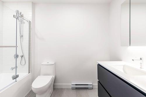 Bathroom - 314-1150 Boul. René-Lévesque E., Montréal (Ville-Marie), QC - Indoor Photo Showing Bathroom
