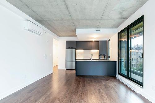 Kitchen - 314-1150 Boul. René-Lévesque E., Montréal (Ville-Marie), QC - Indoor Photo Showing Kitchen With Upgraded Kitchen