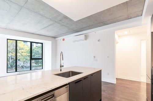 Living room - 314-1150 Boul. René-Lévesque E., Montréal (Ville-Marie), QC - Indoor Photo Showing Kitchen