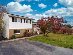 143 Amaranth Crescent  Cole Harbour, NS B2W 4C1