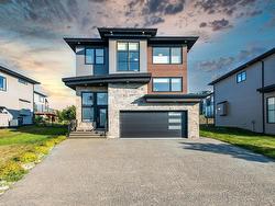 15 Theresa McNeil Grove  Halifax, NS B3M 0K3