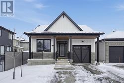 296 CORNICE STREET  Ottawa, ON K1W 0R4