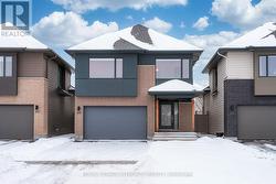 899 RALPH HENNESSY AVENUE  Ottawa, ON K1X 0B1