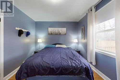 1568 Asgard Drive, Mississauga, ON - Indoor Photo Showing Bedroom