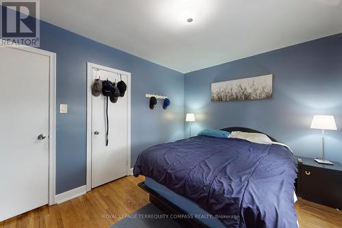1568 Asgard Drive, Mississauga, ON - Indoor Photo Showing Bedroom