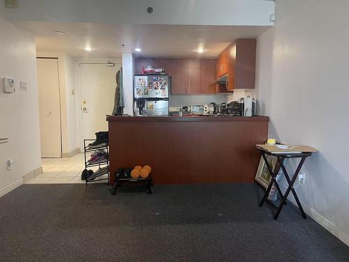 Kitchen - 158-98 Rue Charlotte, Montréal (Ville-Marie), QC - Indoor Photo Showing Other Room
