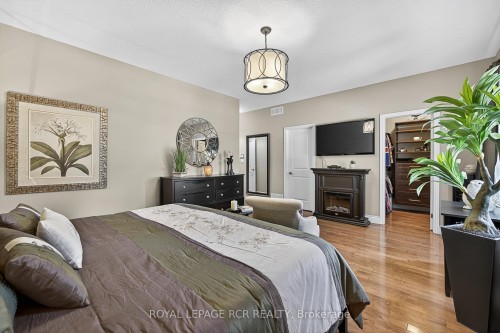 21 Corvinelli Drive, Whitby, ON - Indoor Photo Showing Bedroom