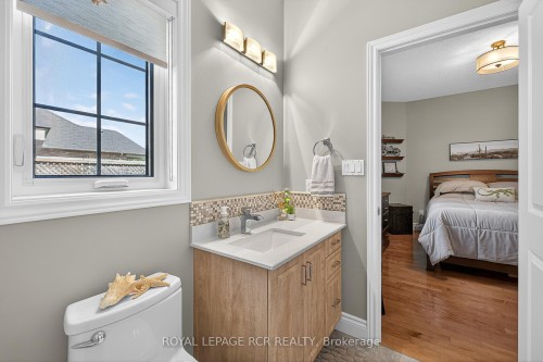 21 Corvinelli Drive, Whitby, ON - Indoor Photo Showing Bathroom