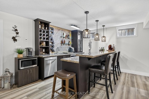 21 Corvinelli Drive, Whitby, ON - Indoor