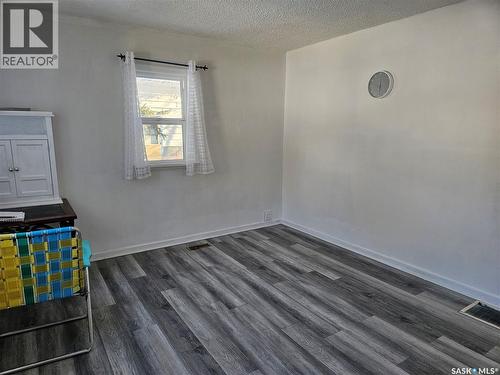 915 23Rd Street W, Saskatoon, SK - Indoor Photo Showing Other Room