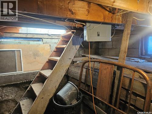 915 23Rd Street W, Saskatoon, SK - Indoor