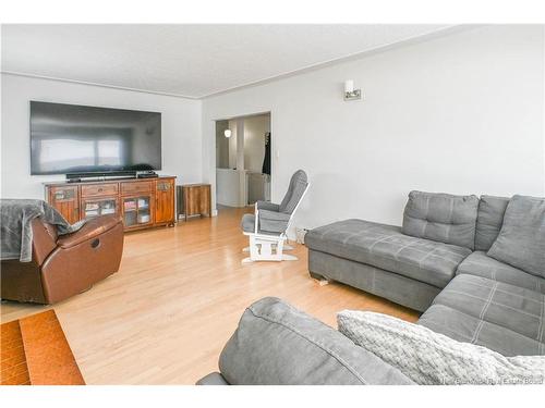 142 4E St, Shippagan, NB 