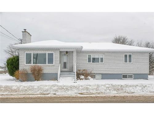 142 4E St, Shippagan, NB 