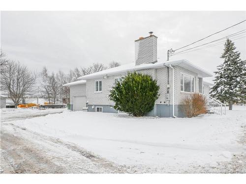 142 4E St, Shippagan, NB 