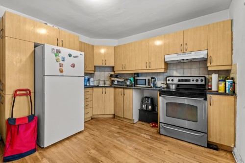 Kitchen - 6490  - 6492 Av. Mclynn, Montréal (Côte-Des-Neiges/Notre-Dame-De-Grâce), QC - Indoor Photo Showing Kitchen