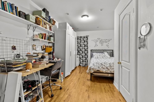 Bedroom - 6490  - 6492 Av. Mclynn, Montréal (Côte-Des-Neiges/Notre-Dame-De-Grâce), QC - Indoor