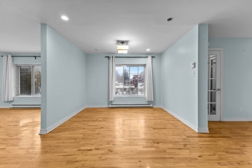 Living Room - 6490  - 6492 Av. Mclynn, Montréal (Côte-Des-Neiges/Notre-Dame-De-Grâce), QC - Indoor Photo Showing Other Room