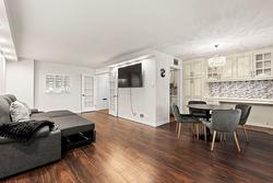 404-5720 Boul. Cavendish  Côte-Saint-Luc, QC H4W 1S9