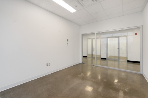 Office - E-2490 Rue Alfred-Nobel, Drummondville, QC - Indoor Photo Showing Other Room