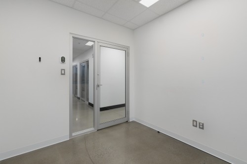 Office - E-2490 Rue Alfred-Nobel, Drummondville, QC - Indoor Photo Showing Other Room