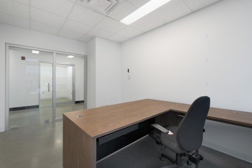 Office - E-2490 Rue Alfred-Nobel, Drummondville, QC - Indoor Photo Showing Office