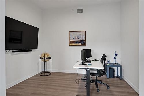 403-227 Stafford St, Winnipeg, MB 