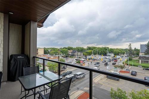 403-227 Stafford St, Winnipeg, MB 