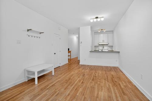 Living room - 5321 Rue Marquette, Montréal (Le Plateau-Mont-Royal), QC - Indoor Photo Showing Other Room