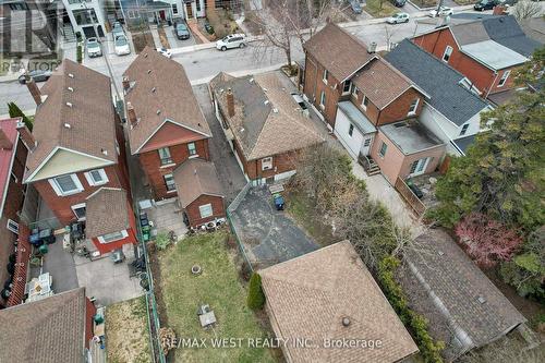 661 Beresford Avenue, Toronto, ON - Outdoor