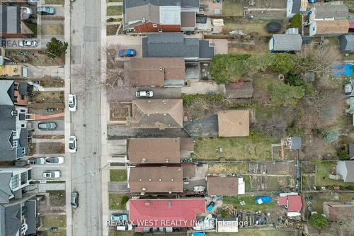 661 Beresford Avenue, Toronto, ON - 