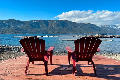 205-3475 Granite Close  Kelowna, BC V1V 0B9