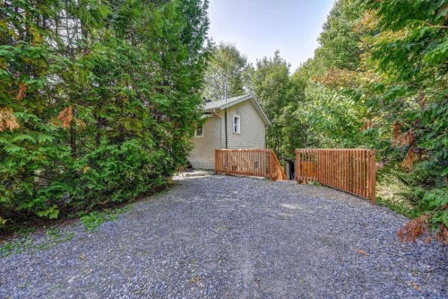 Entrée extérieure - 24 Ch. Peninsula, Saint-Adolphe-D'Howard, QC - Outdoor